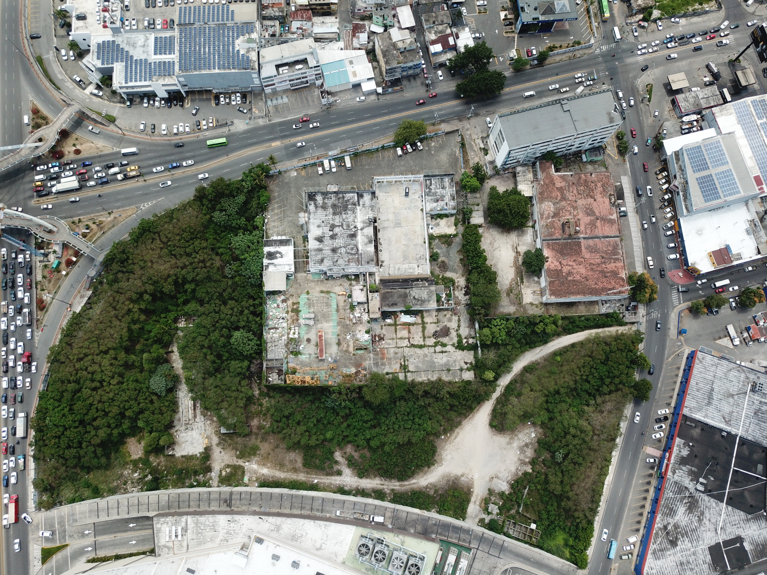 21,218 m² Land for Sale in Santo Domingo – Next to Sambil, Dominican Republic – photo 5