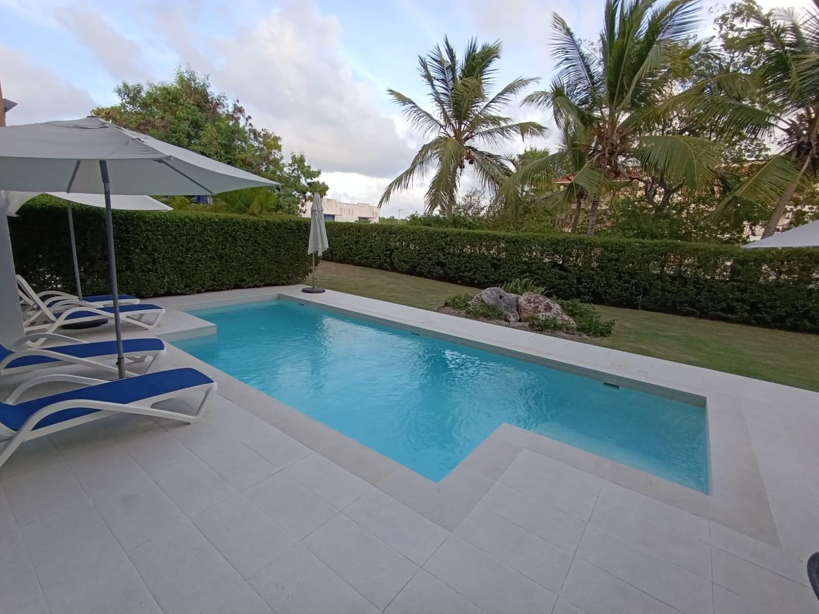 Harmony Lounge pool with garden, Ciudad Las Canas