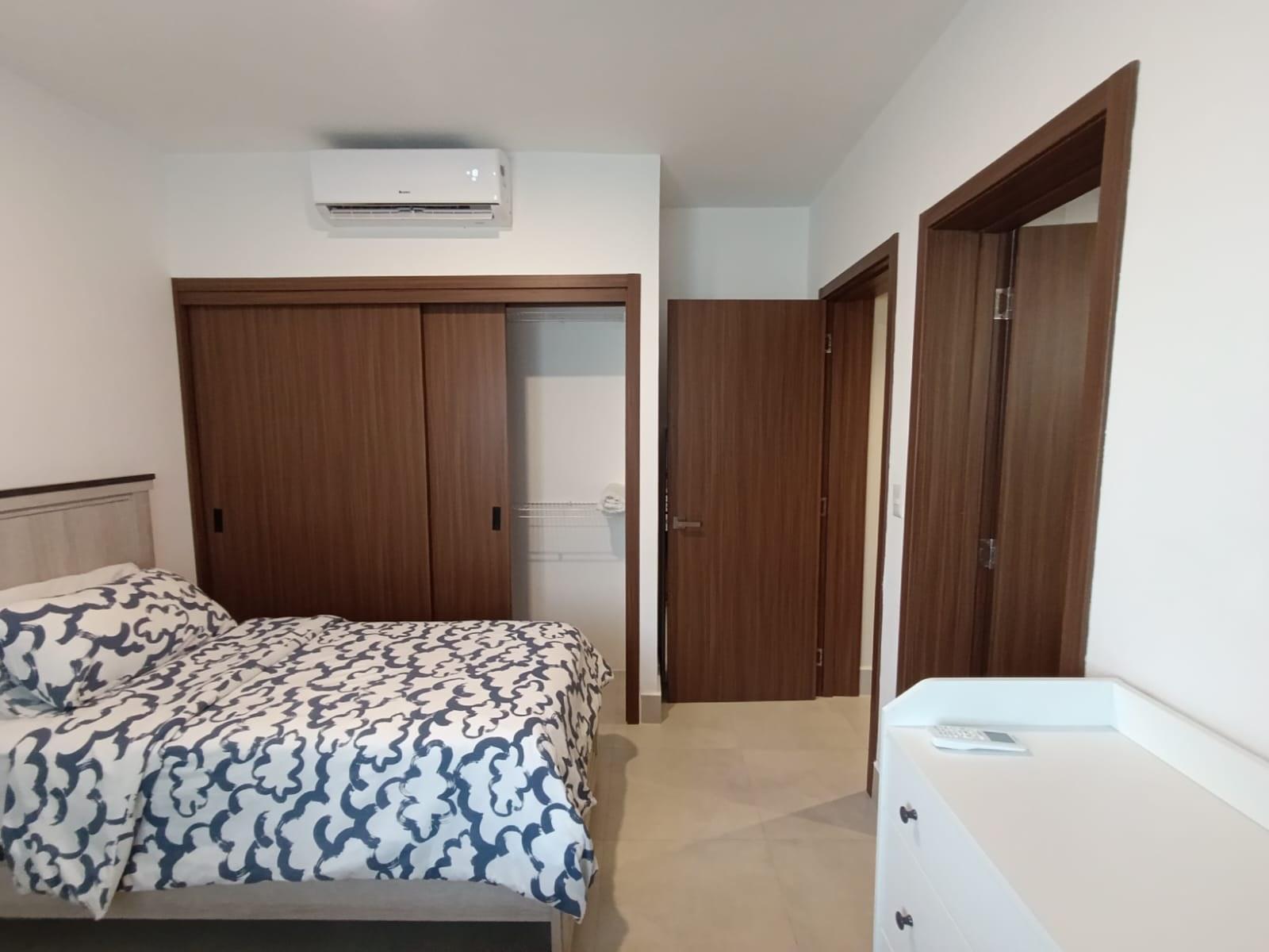 Harmony Lounge 2-bedroom apartment second bedroom