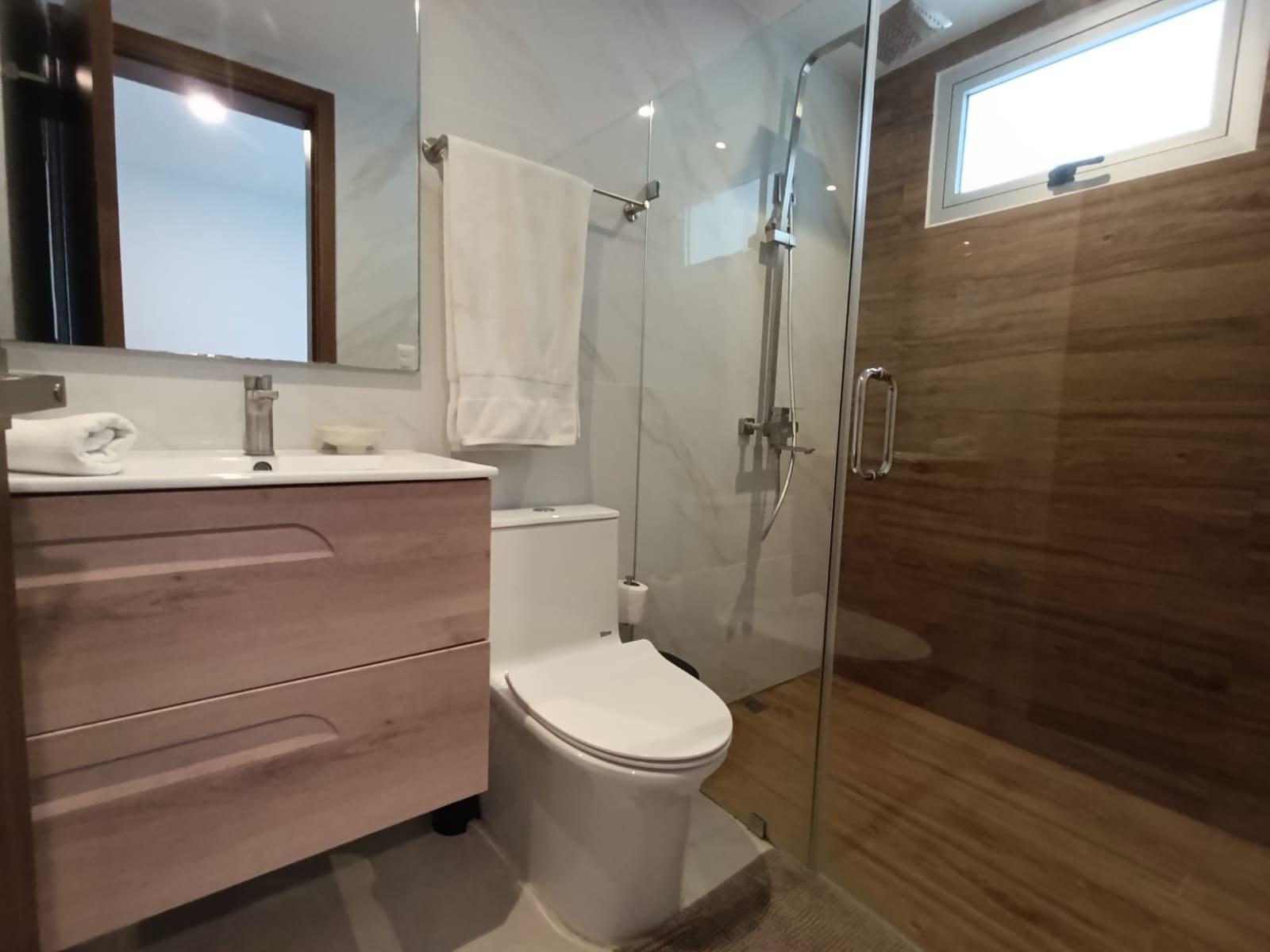 Harmony Lounge 2-bedroom apartment bathroom